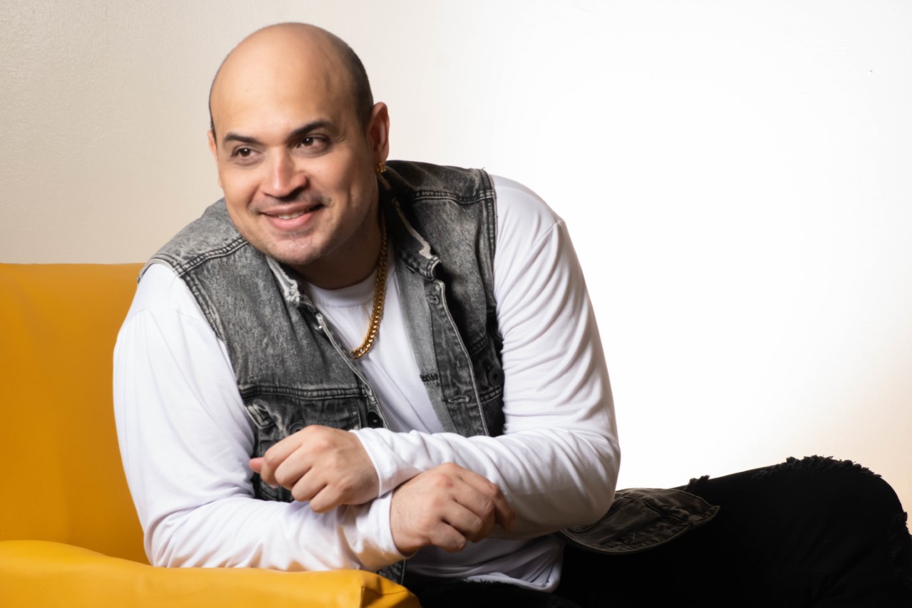 Kayro muestra su esencia musical con su nuevo sencillo “Te sueño