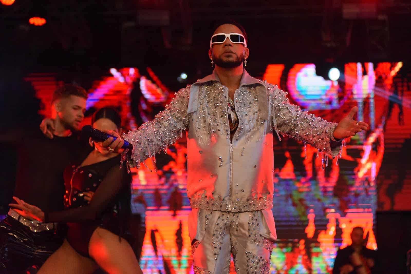 Elvis Martínez Primer bachatero en lograr tres hitos en la ciudad de Santiago